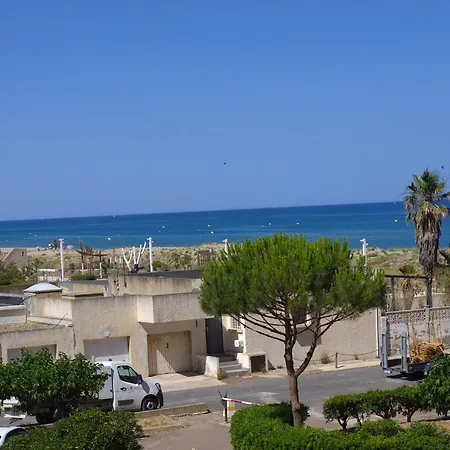 Face - A 50m - Parking - 4 Pers * Le Barcarès